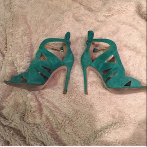 Zara Turquoise Heels - Picture 2 of 2